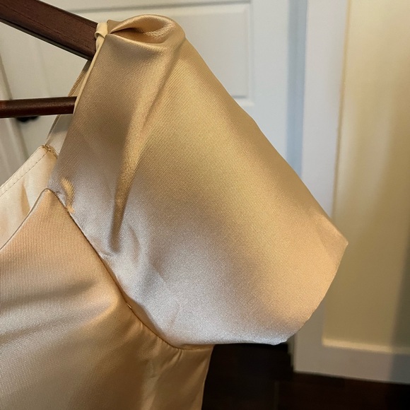 Elegant Gold Champagne Evening Gown Mother of The Bride Dress Size 6 - Picture 11 of 14